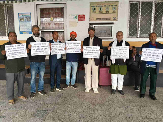 मुजफ्फरपुर जंक्शन पर मंदिर नवनिर्माण के लिए प्रतिनिधिमंडल रेल मंत्री से मिलने दिल्ली रवाना